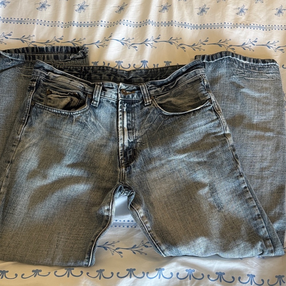 Flypaper Men’s Light Blue Straight Jeans